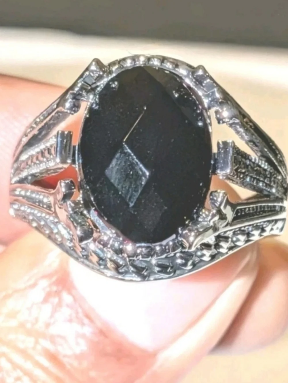 Mens Black Simulated Onyx Ring Silver Plated Size 10 Oval Statement Gothic Ring